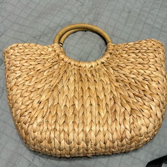 Handbags - Woven beach bag straw